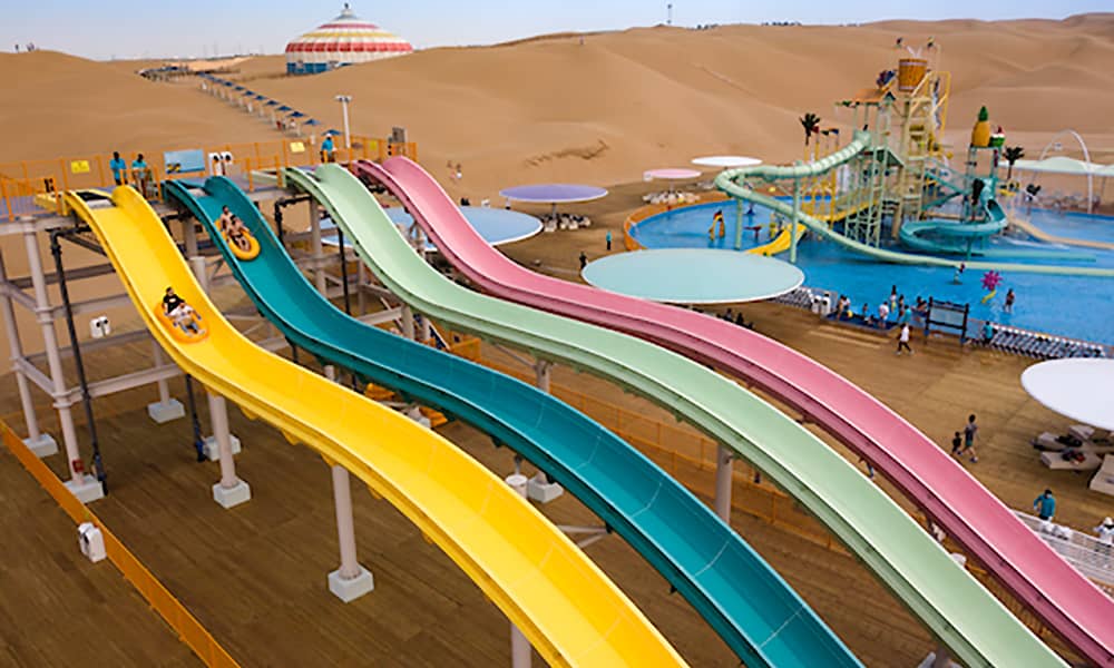 水上乐园设施有很多好玩的水上游乐项目