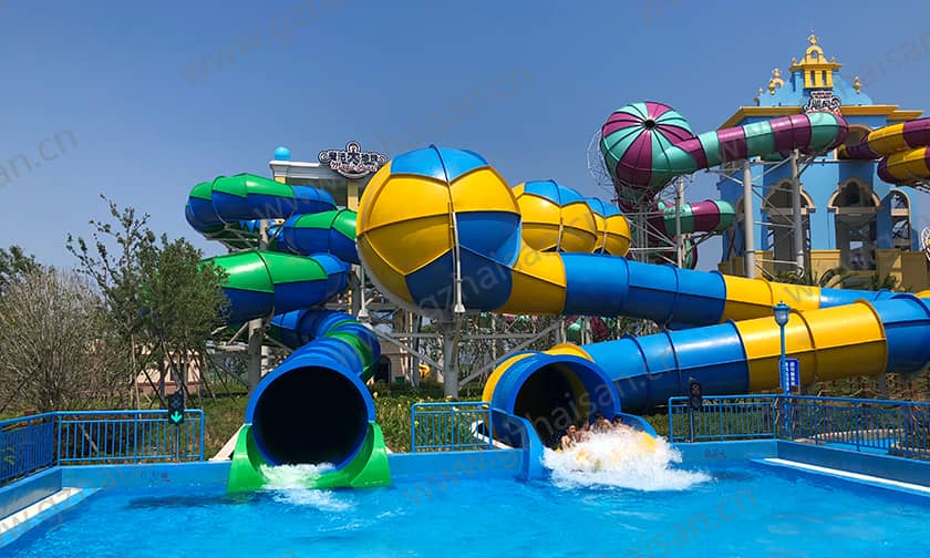 浙江宁波大目湾阿拉的海水上乐园巨龙传奇