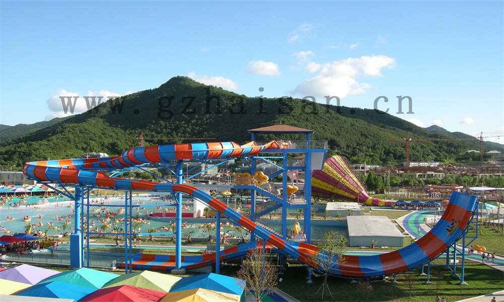 炎炎夏日到水上乐园避暑吧