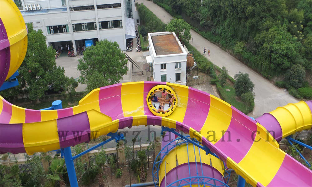 巧用水上乐园设备搭配，打造受欢迎的园子